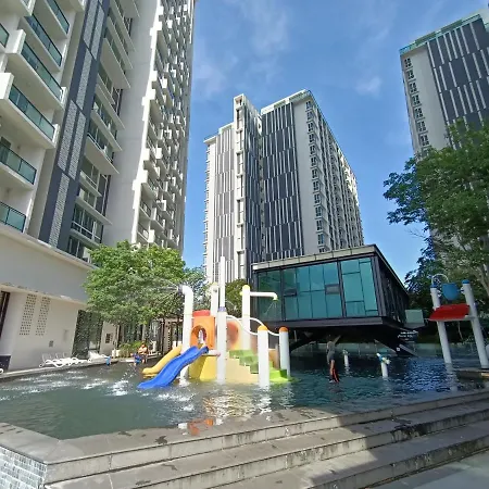 Pax 6+3 Grand Lux Melaka Homestay Exterior photo